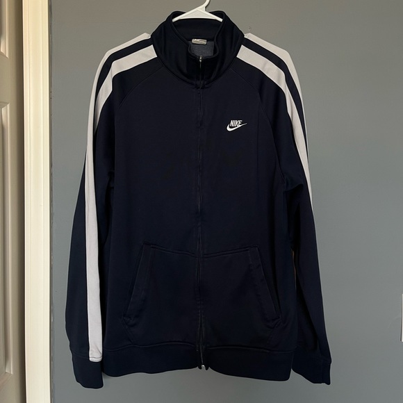 Nike Tracksuit amazing condition (worn twice) read desc. - Picture 1 of 3